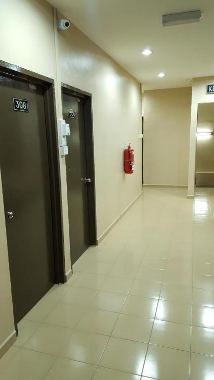 History Hotel Kangar Esterno foto