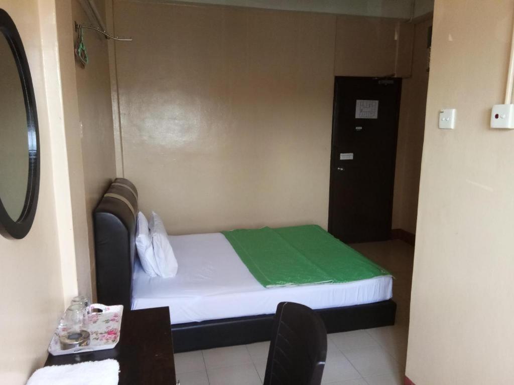 History Hotel Kangar Esterno foto