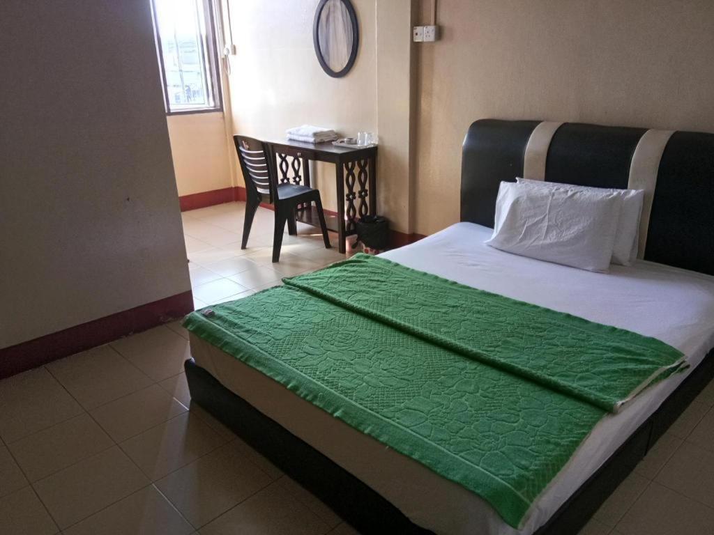 History Hotel Kangar Esterno foto