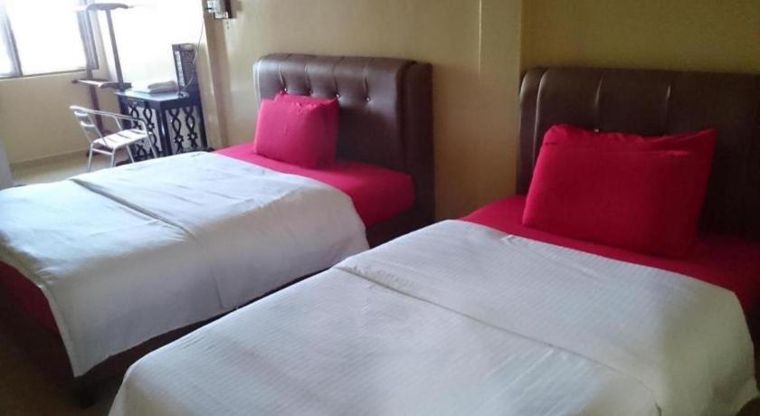 History Hotel Kangar Esterno foto